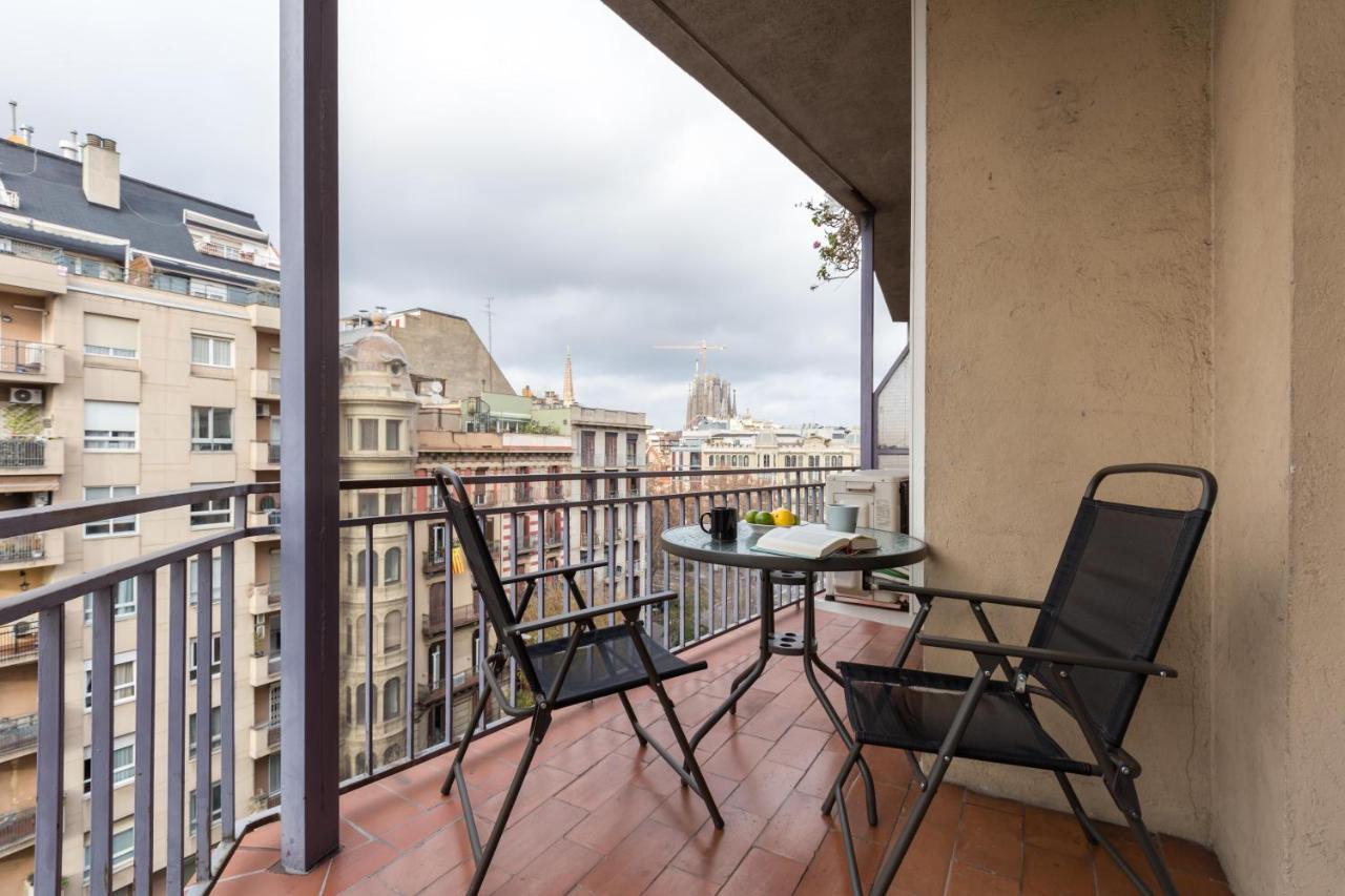 Heart Of The City Sunny With Iconic Terrace View Barcelona Buitenkant foto
