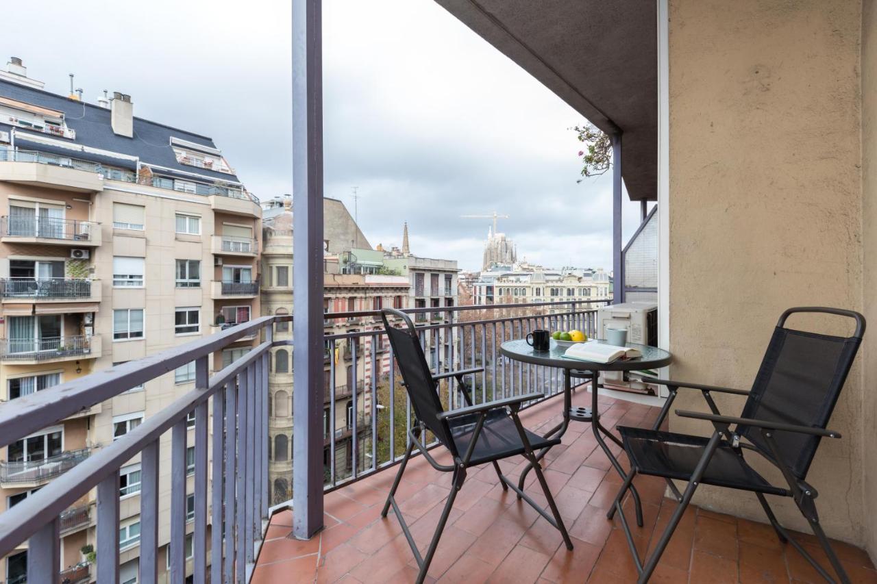 Heart Of The City Sunny With Iconic Terrace View Barcelona Buitenkant foto