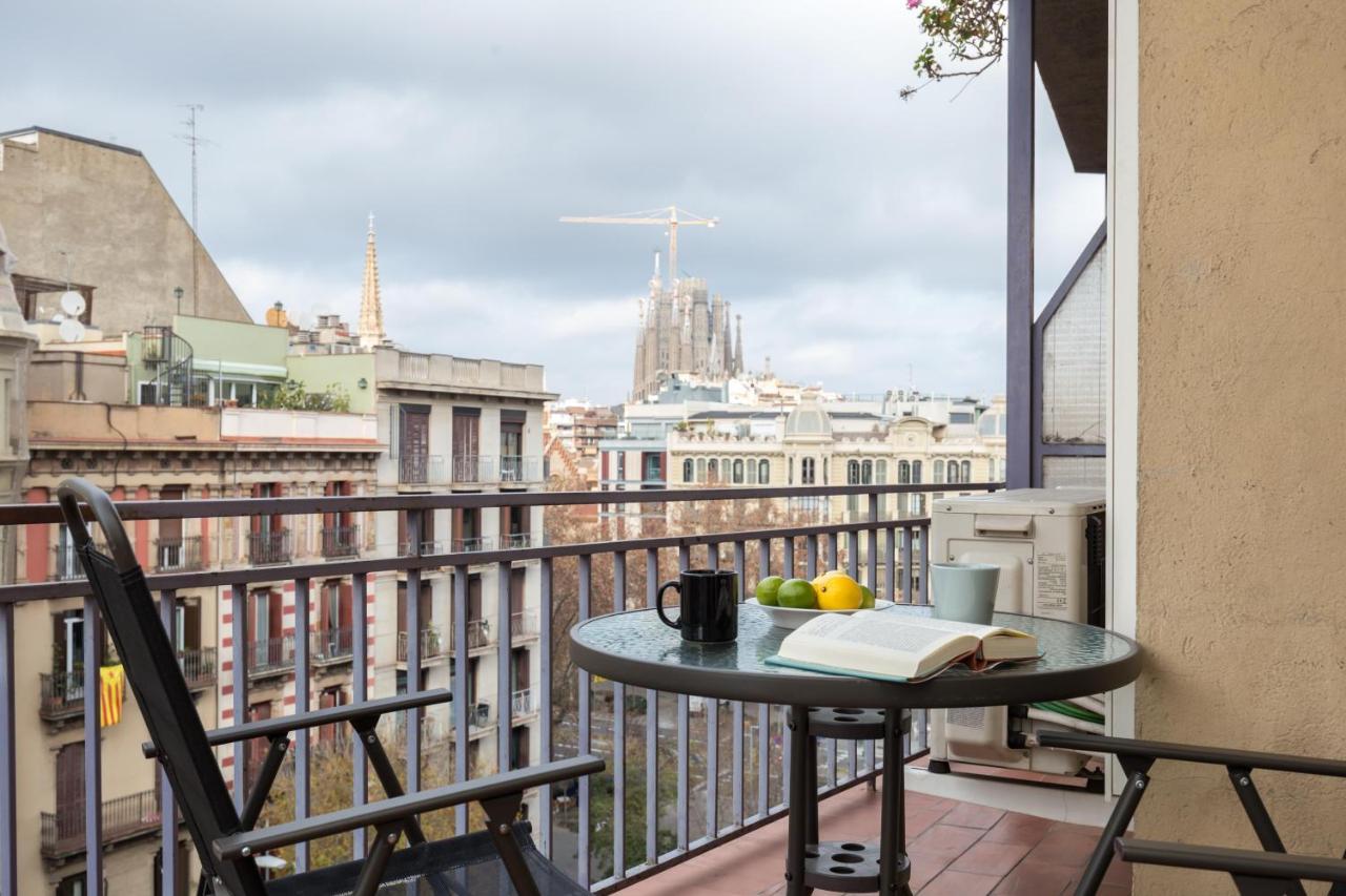 Heart Of The City Sunny With Iconic Terrace View Barcelona Buitenkant foto