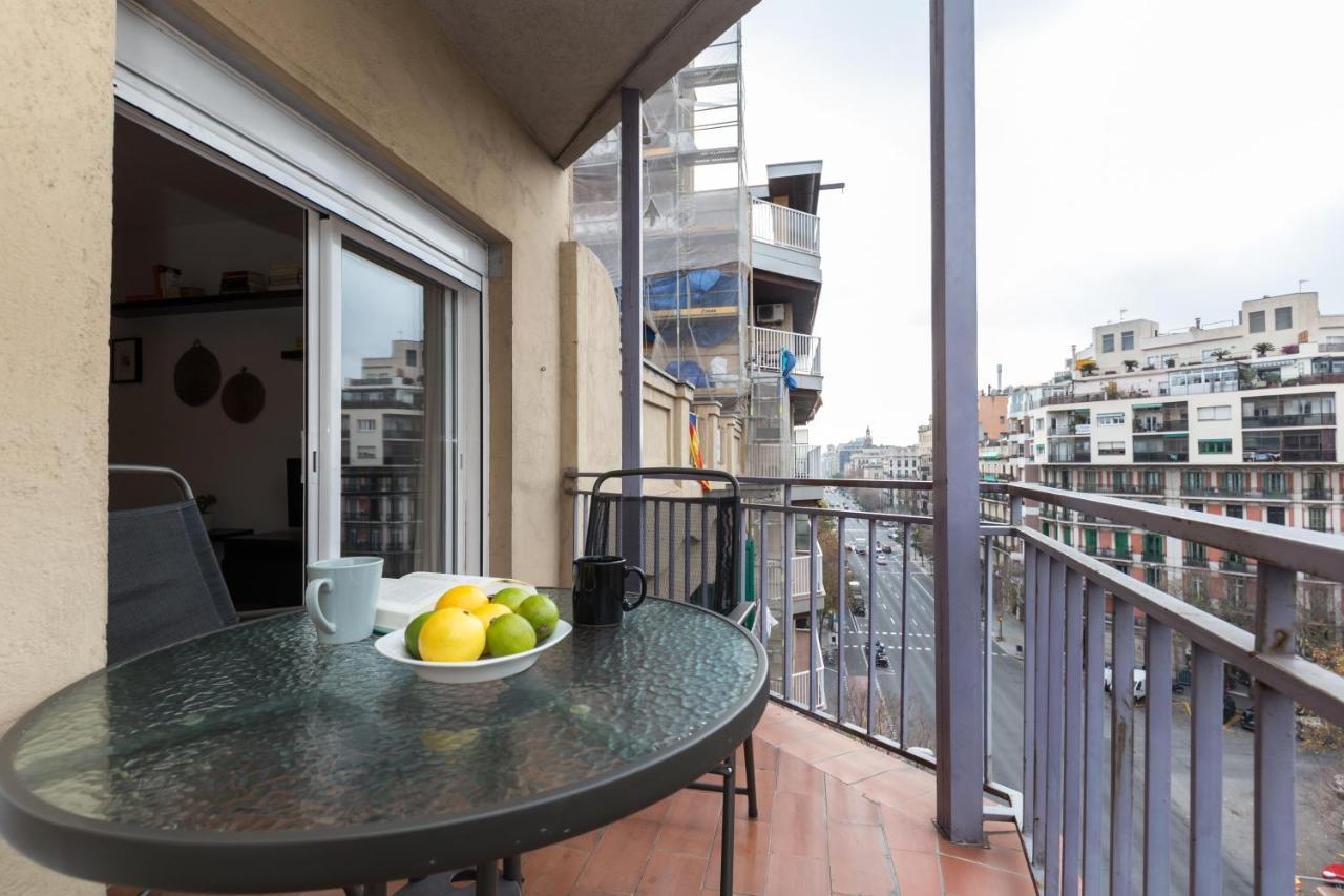 Heart Of The City Sunny With Iconic Terrace View Barcelona Buitenkant foto